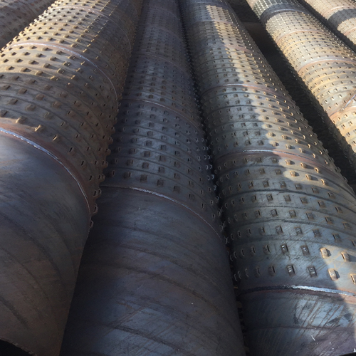 沧州孔式滤水管的材质选择